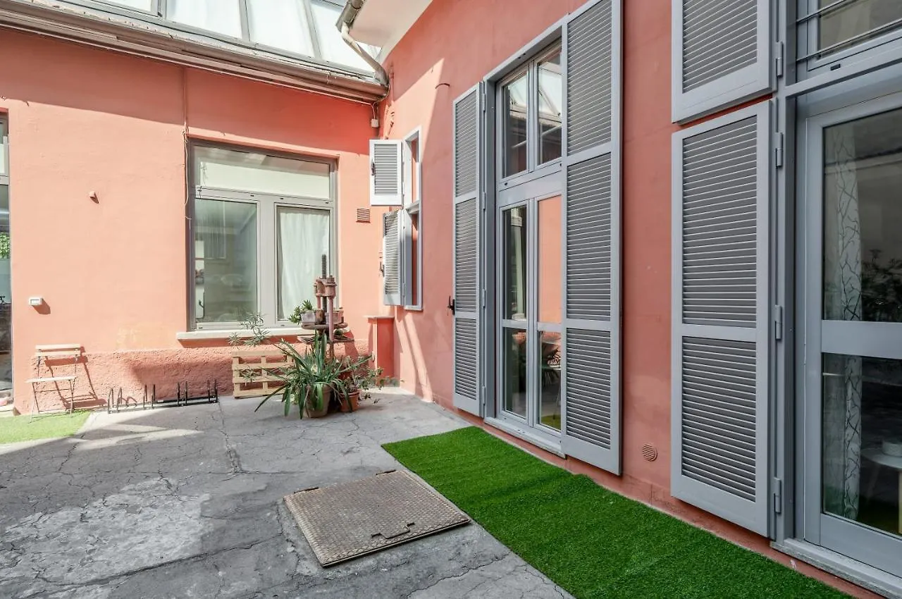 Amazing Milan Loft - 350 M Far From Dateo Station Lägenhet