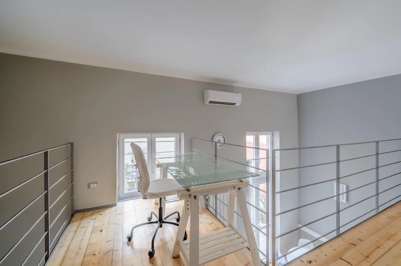 Amazing Milan Loft - 350 M Far From Dateo Station Italy