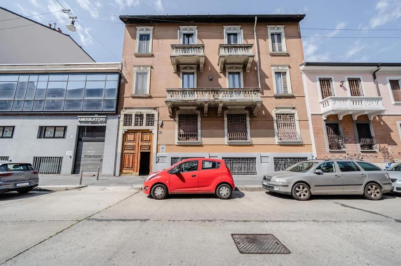Amazing Milan Loft - 350 M Far From Dateo Station