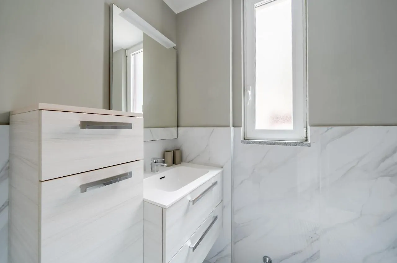 Amazing Milan Loft - 350 M Far From Dateo Station